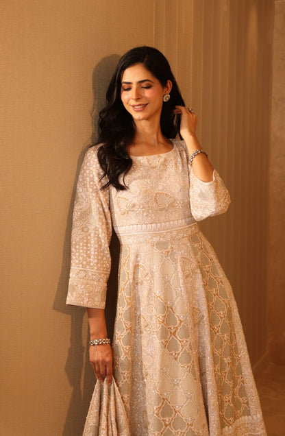 Ivory Anarkali with Kasab Jaali Set